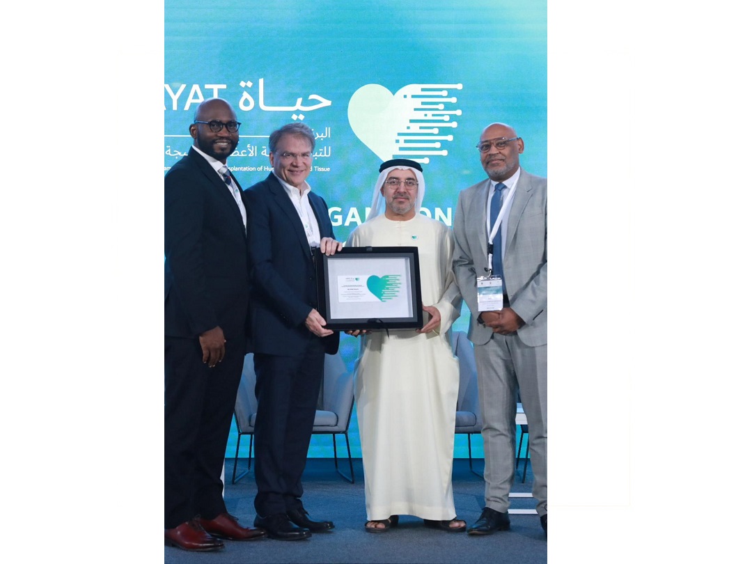 <p>One of our Fellows, Obi Ekwenna, MD, recently received an award from United Arab Emirates (UAE) on his work on Kidney Transplantation.</p>
